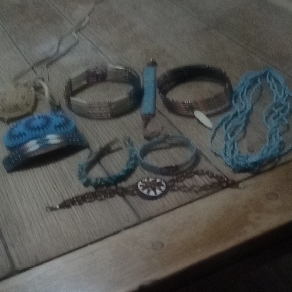 Native American Stylish Blue and Silver And Turquoise Chokers Barrett's Necklace - Picture 1 of 8